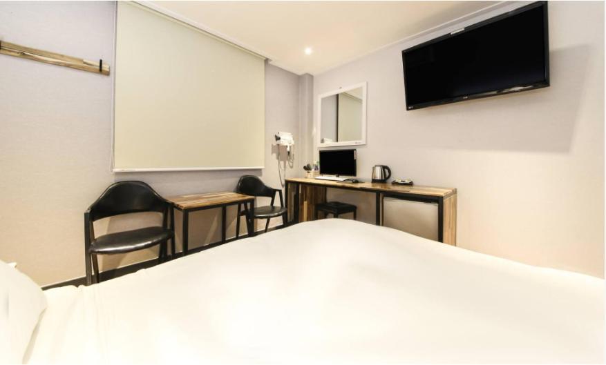 M Lluwa Motel โซล ภายนอก รูปภาพ